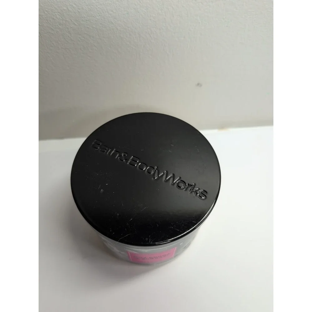 Bath and Body Works‎ Hot Cocoa and Scream New